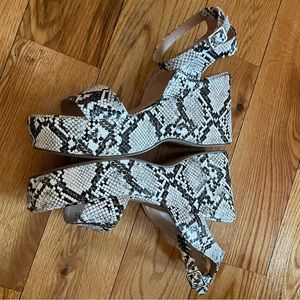 Urban Outfitters UO Y2K Platform Wedge Snakeskin Sandals Snake Print Heels